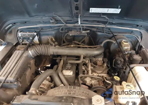 2000 Jeep Wrangler Sport z USA, uszkodzony, nr VIN 1J4FA49S3YP716715